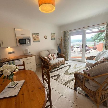 Sheko Annex Villa Towyn Bagian luar foto