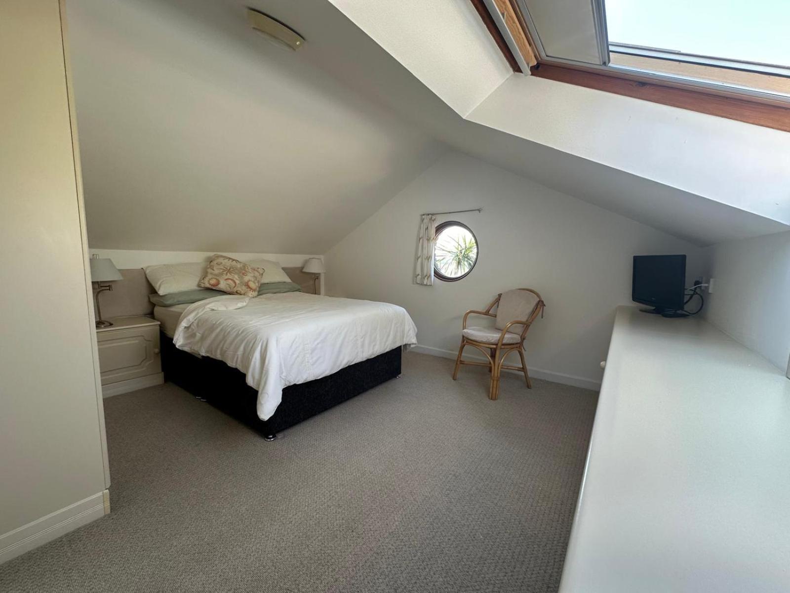 Sheko Annex Villa Towyn Bagian luar foto